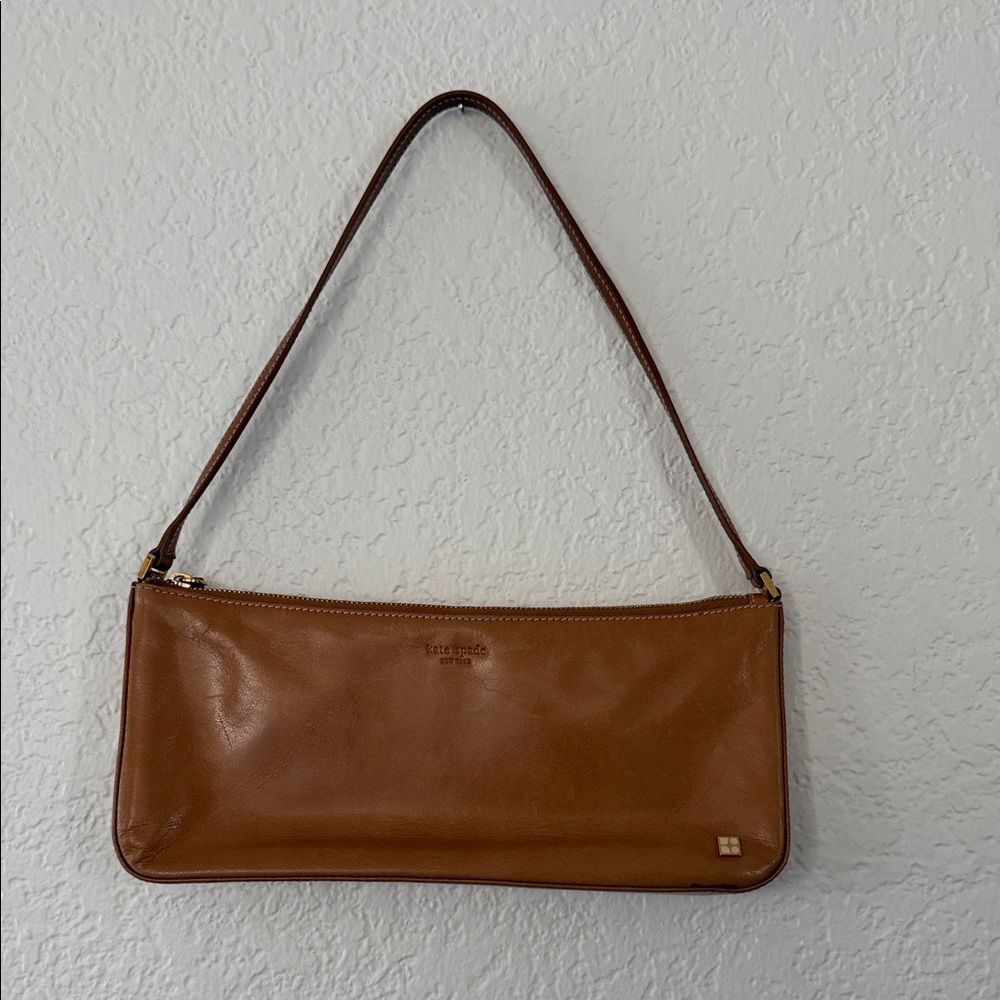 Kate Spade Y2K Leather Shoulder Bag in Brown